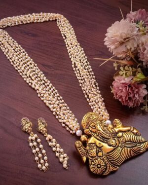 Pearl Necklace Set with Ganesha Pendent